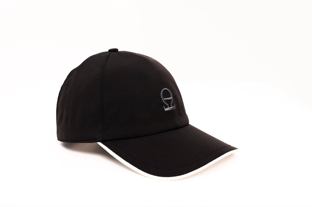 Olivereao- Black Signature Cap